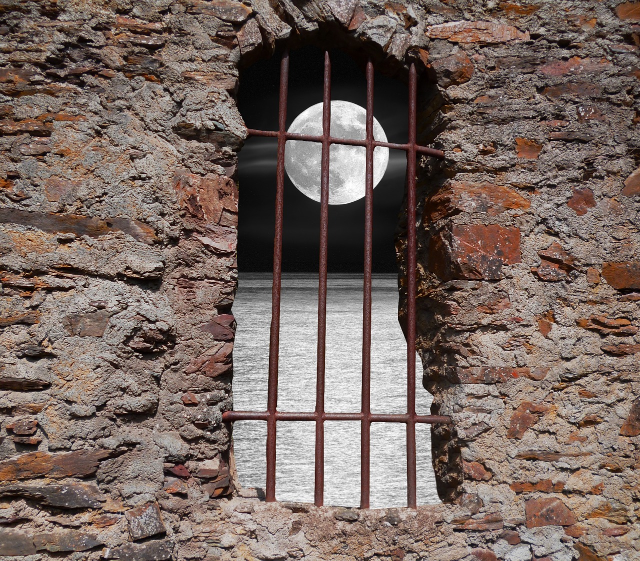 Dungeon and the moon